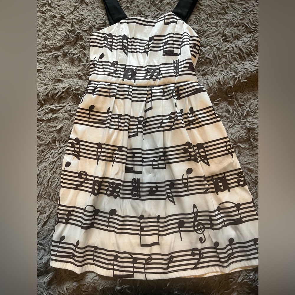 Unique-vintage dress